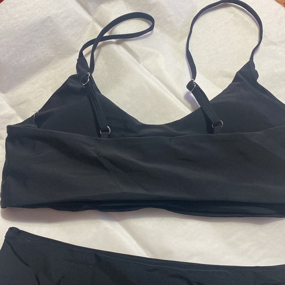 Blooming Jelly two piece bikini swimsuit; size: large New without tags - Picture 3 of 3